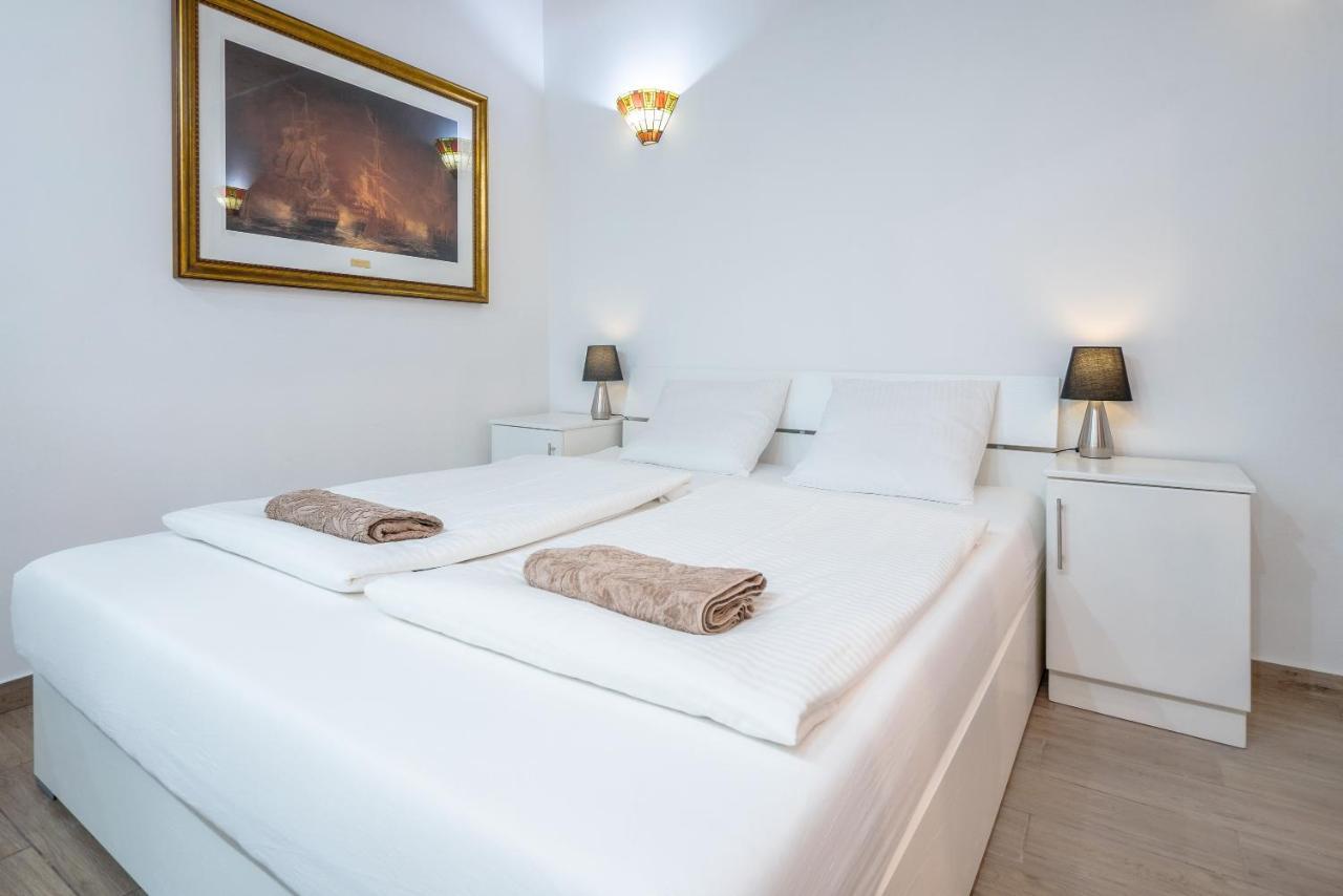 Valletta Main Street Apartment Deluxe Εξωτερικό φωτογραφία
